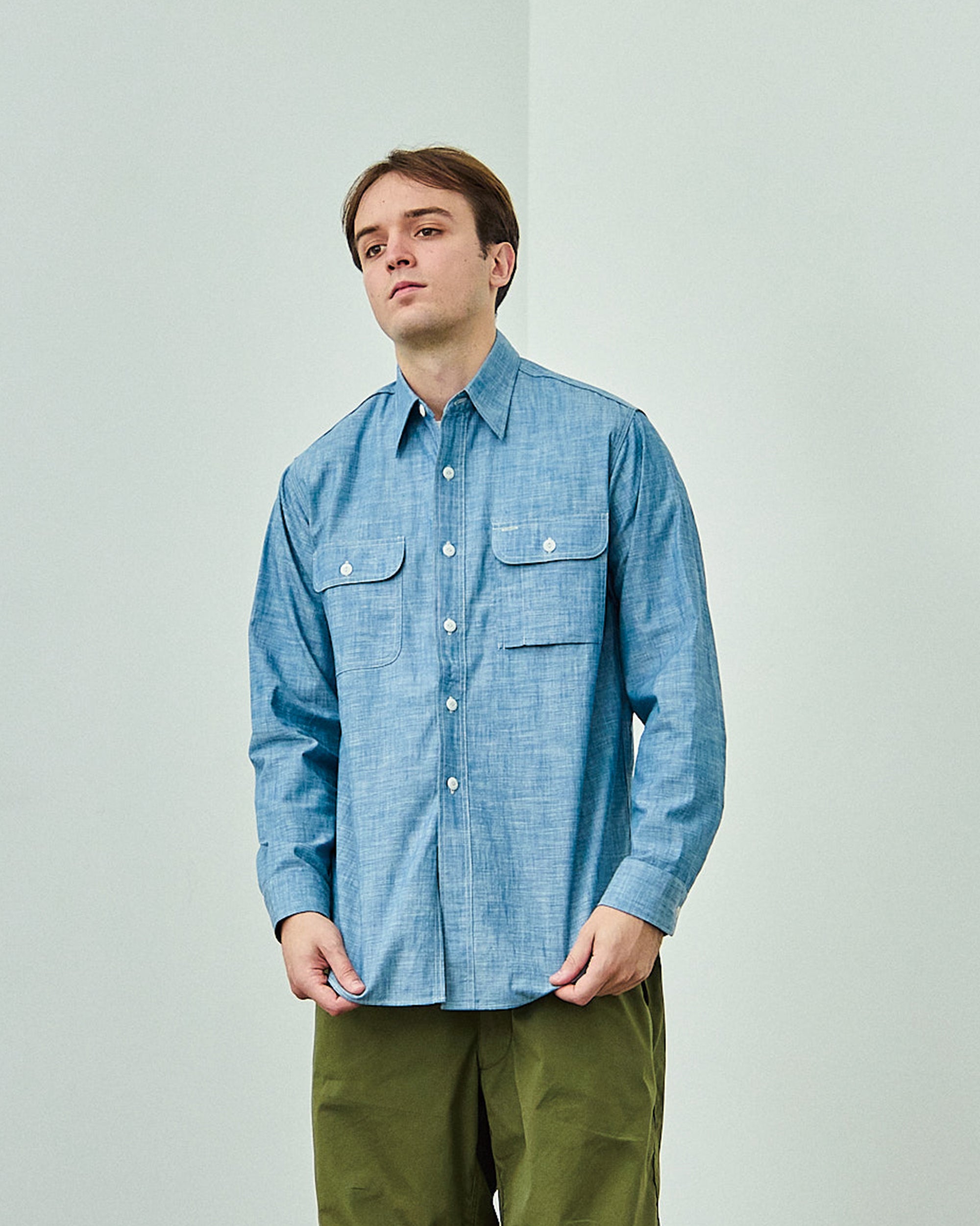 1952 Chambray