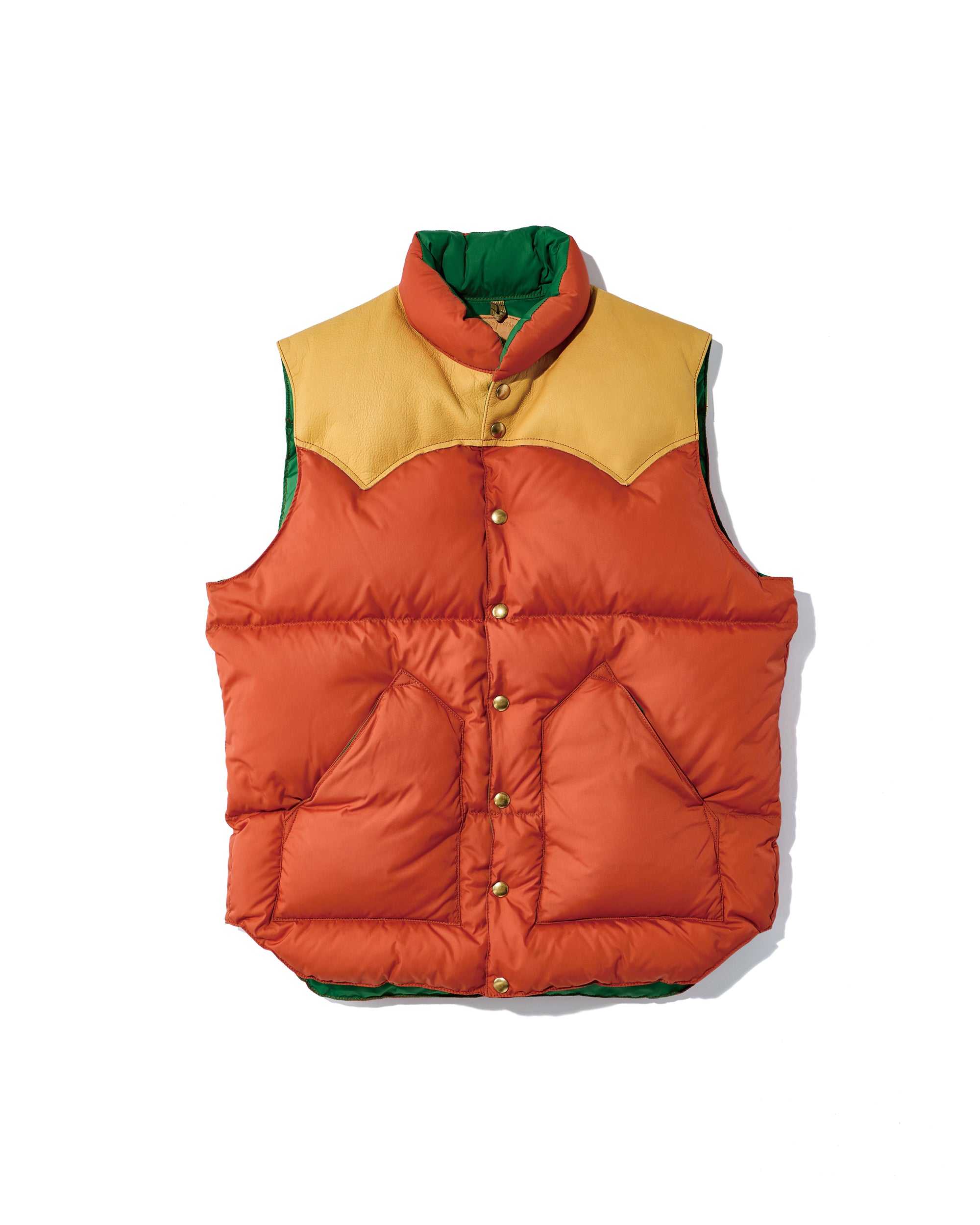 DOWN VEST