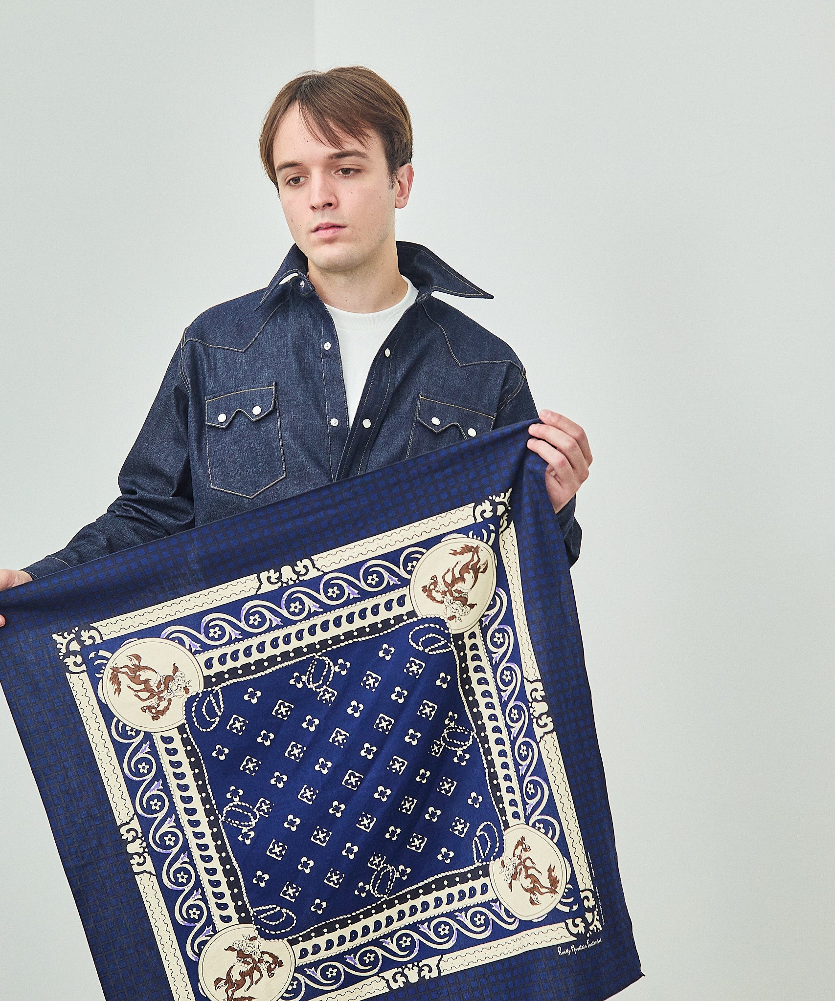 Scarf Jackson Riders