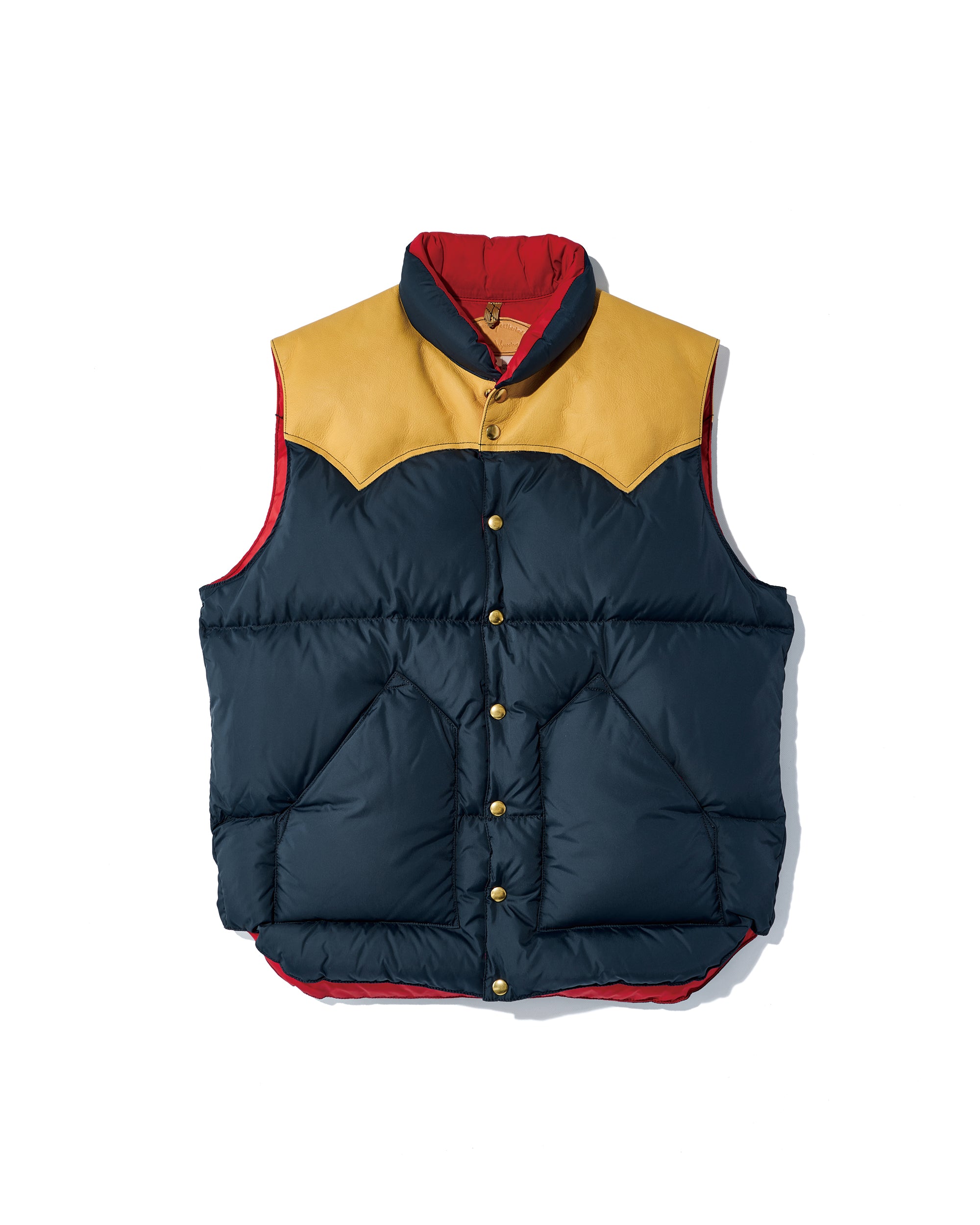 DOWN VEST