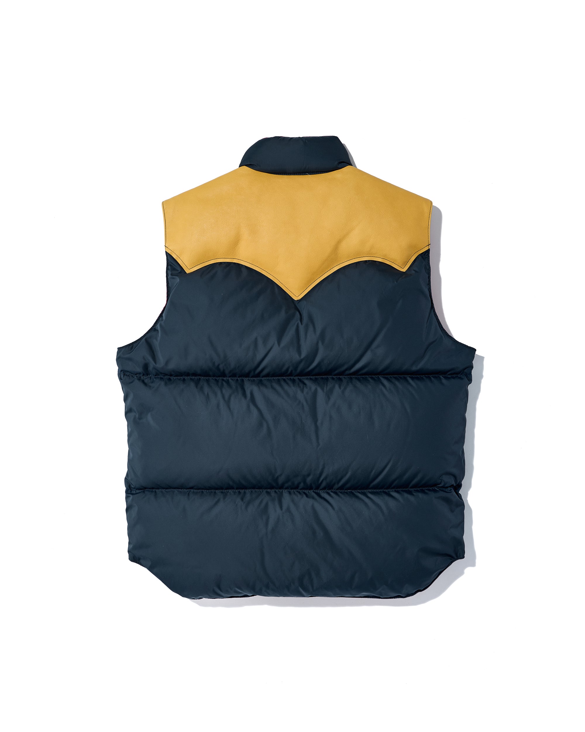 DOWN VEST