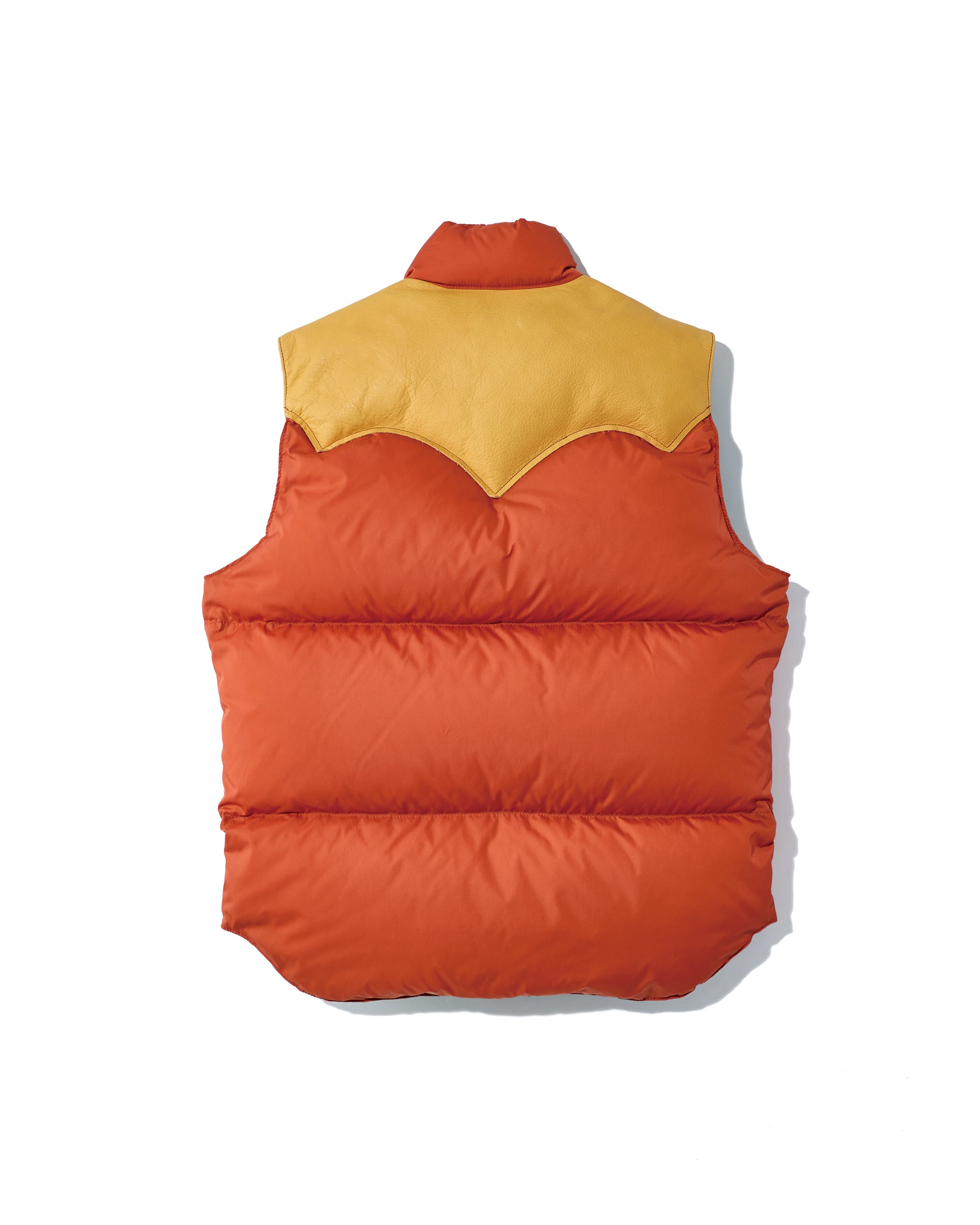 DOWN VEST